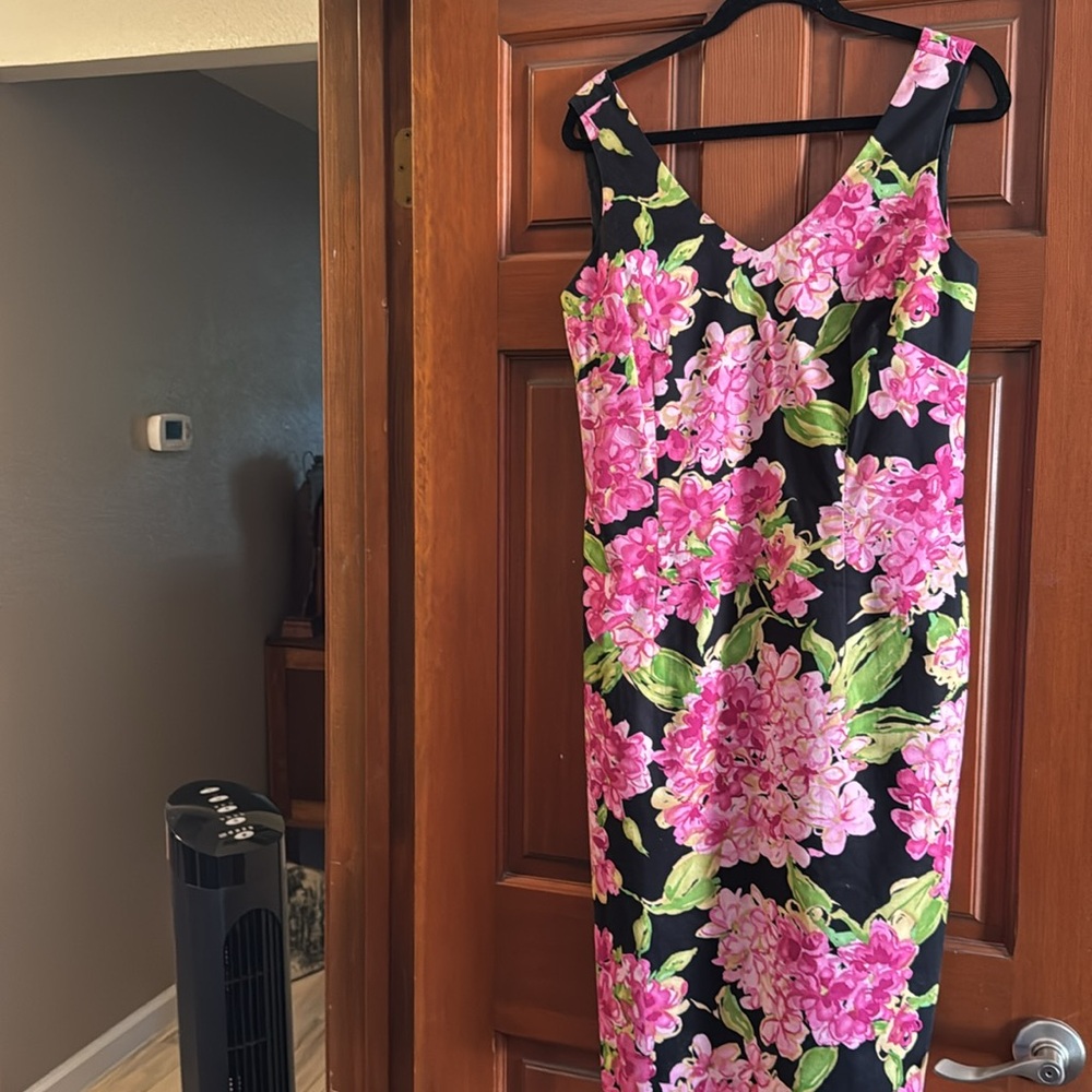 Karen Kane Pink and Black Dress with floral Design size 14